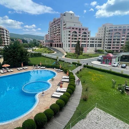 Apartment Sunny Beach Plaza 100 M Sea المظهر الخارجي الصورة