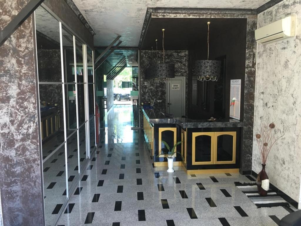 Apartment Sunny Beach Plaza 100 M Sea المظهر الخارجي الصورة
