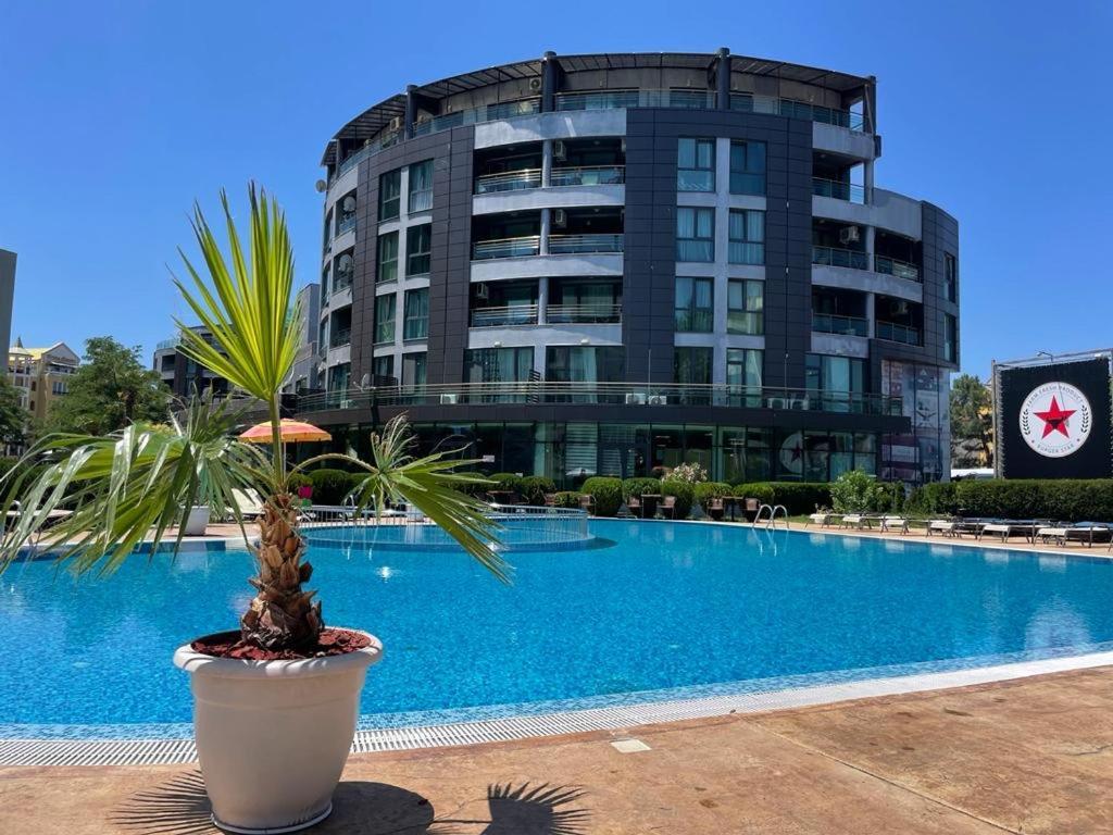 Apartment Sunny Beach Plaza 100 M Sea المظهر الخارجي الصورة